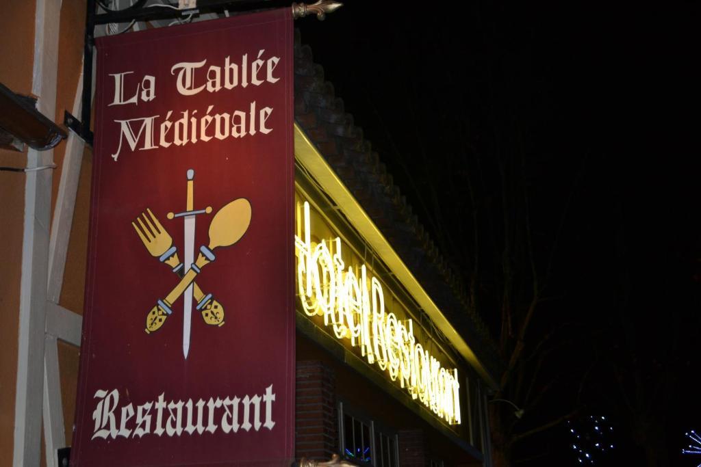 La Tablée Médiévale Civrieux-dʼAzergues Esterno foto